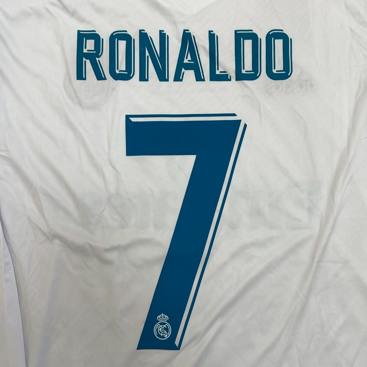 Ronaldo Real Madrid 2018 local para niño (Short + Playera)
