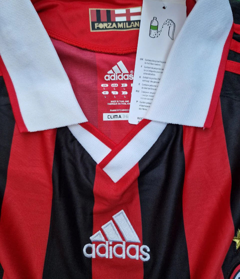 Ronaldinho Milan 09-11 - Calidad premium